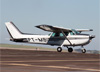 Cessna 172N Skyhawk, PT-MBI, do Aeroclube de Araras. (24/06/2017)