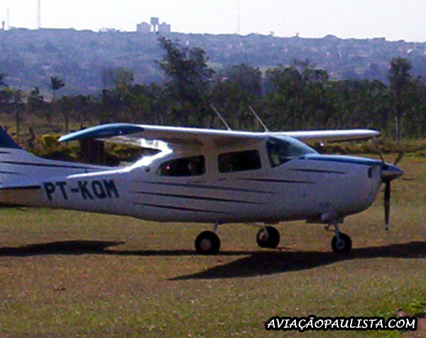 AVIAO PAULISTA