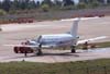 Embraer EMB-120ER Braslia, PT-SOL, ltima aeronave deste modelo fabricada pela companhia brasileira, com as cores da Fora Area Nacional de Angola, sendo lavada no Centro Tecnolgico da TAM. (31/08/2007)