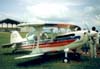 Christen Eagle II, PP-ZRC, que pertenceu ao Aeroclube de Rio Claro. Este avio caiu no incio da dcada de 1990 quando voltava para Rio Claro, depois de participar de uma etapa do Campeonato Brasileiro de Acrobacias Areas. As fotos foram feitas durante um show areo realizado em Sorocaba, como parte das comemoraes do lanamento de um livro do Comandante Dcio Corra. (1990) Foto: Jnior JUMBO - Grupo Ases do Cu.