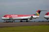 Fokker 100 MK-28, PR-OAT, da OceanAir. Ex-American Airlines, onde voou com a matrcula N1426A. (26/04/2007) Foto: Jnior JUMBO - Grupo Ases do Cu.