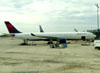 Airbus A330-323E, N817NW, da Delta. (23/07/2011)