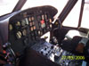 Cabine de pilotagem do Bell UH-1H Iroquois da FAB.