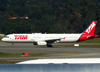 Airbus A321-231, PT-MXB, da TAM. (04/07/2013)