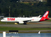 Airbus A321-231, PT-MXJ, da TAM. (04/07/2013)