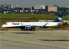 Embraer 195AR, PR-AYH, da Azul. (04/07/2013)