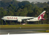 Boeing 777-2DZLR, A7-BBC, da Qatar Airways. (28/08/2013)