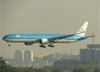 Boeing 777-306ER, PH-BVA, da KLM. (28/08/2013)