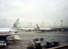 A partir da esquerda, Boeings 767-300 da American, United e Canadian. (Foto feita no incio dos anos 90) Foto: Valdemar Zanette.