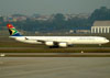 Airbus A340-642, ZS-SNG, da South African. (01/07/2011)