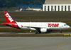 Airbus A320-214, PR-MHM, da TAM. (01/07/2011)