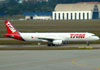 Airbus A321-231, PT-MXH, da TAM. (01/07/2011)