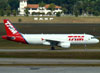 Airbus A320-214, PR-MYE, da TAM. (01/07/2011)