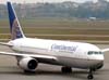 Boeing 767-224ER, N68159, da Continental Airlines, recebido diretamente do fabricante em 27 de julho de 2001. (06/07/2008)