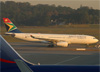 Airbus A330-243, ZS-SXY, da South African Airways. (07/08/2014)
