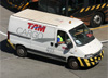 Mercedes-Benz Sprinter da TAM Cargo. (07/08/2014)