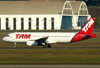 Airbus A320-232, PR-MBA, da TAM. (09/07/2011)