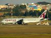Boeing 777-2DZLR, A7-BBG, da Qatar Airways. (09/07/2011)