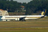 Boeing 777-312ER, 9V-SWH, da Singapore. (09/07/2011)