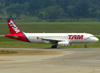 Airbus A320-232, PR-MAP, da TAM. (12/12/2012)