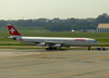 Airbus A340-313X, HB-JMB, da SWISS. (12/12/2012)