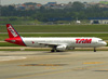 Airbus A321-231, PT-MXA, da TAM. (12/12/2012)