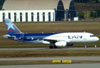 Airbus A320-233, CC-CQP, da LAN. (16/06/2011)