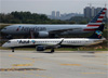 Embraer 195LR, PR-AYD, da Azul. (19/12/2013)