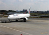 Boeing 777-328ER, F-GZND, da Air France. (19/12/2013)