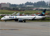 Embraer 195AR, PR-AYS, da Azul. (19/12/2013)