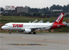 Airbus A320-214 (WL), PR-MYZ, da TAM. (19/12/2013)