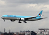 Boeing 777-3B5ER, HL8209, da Korean Air. (19/12/2013)