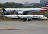 Embraer 190LR, PR-AZE, da Azul. (19/12/2013)