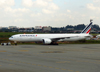 Boeing 777-328ER, F-GSQL, da Air France. (21/04/2013)