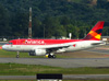 Airbus A319-115, PR-AVD, da Avianca Brasil. (21/04/2013)