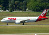 Airbus A320-214, PR-MYE, da TAM. (22/03/2012)