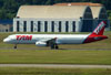 Airbus A321-231, PT-MXD, da TAM. (22/03/2012)