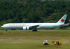 Boeing 777-333ER, C-FIUL, da Air Canada. (22/03/2012)