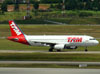 Airbus A320-232, PR-MAR, da TAM. (22/03/2012)