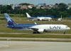 Boeing 767-316ER, CC-CWF, da LAN. (22/03/2012)
