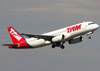 Airbus A320-232, PR-MBZ, da TAM. (26/07/2012)