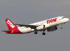 Airbus A320-232, PR-MBE, da TAM. (26/07/2012)