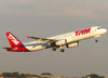 Airbus A321-231, PT-MXH, da TAM. (26/07/2012)