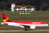 Airbus A319-115, PR-ONJ, da Avianca Brasil. (26/07/2012)