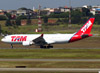 Airbus A330-203, PT-MVK, da TAM. (26/07/2012)