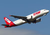 Airbus A320-214, PR-MHR, da TAM. (26/07/2012)