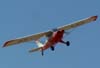 Aero Boero 180, PP-GBM, do Aeroclube de Rio Claro, arremetendo logo depois de lanar a corda usada para rebocar planadores. (15/07/2007)