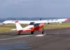 Aero Boero 180, PP-GBM, do Aeroclube de Rio Claro, j com a corda presa em sua cauda, aguardando a liberao para rebocar o PZL-Bielsko SZD-50-3 Puchakz, PT-WJY, tambm do Aeroclube de Bauru. (15/07/2007)