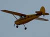 Cessna 170A (PT-ALD) da MB Publicidade sobrevoando So Carlos. (15/12/06)