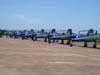 Os Embraer T-27 Tucano do EDA, Esquadro de Demonstrao Area, popularmente conhecido como Esquadrilha da Fumaa.